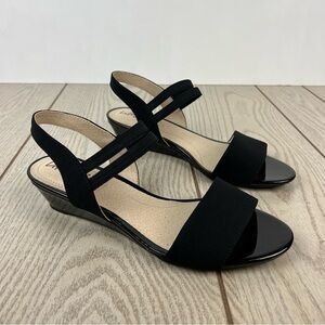 Lifestride Yolo Wedge Strappy Sandals 8.5M Black Fabric $70